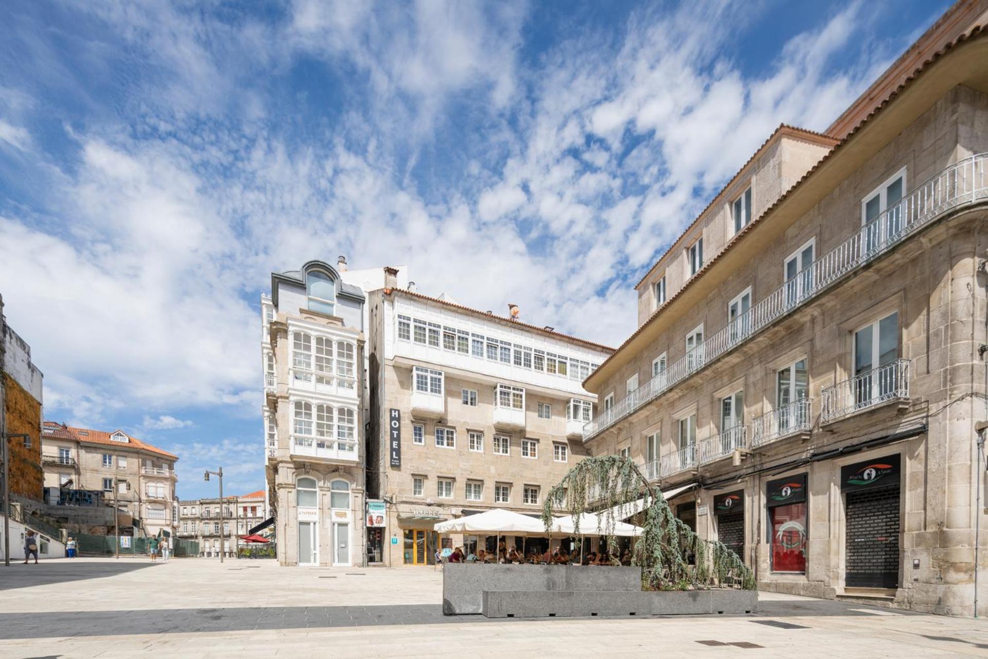 Hotel Alda Puerta Del Sol Vigo Dış mekan fotoğraf
