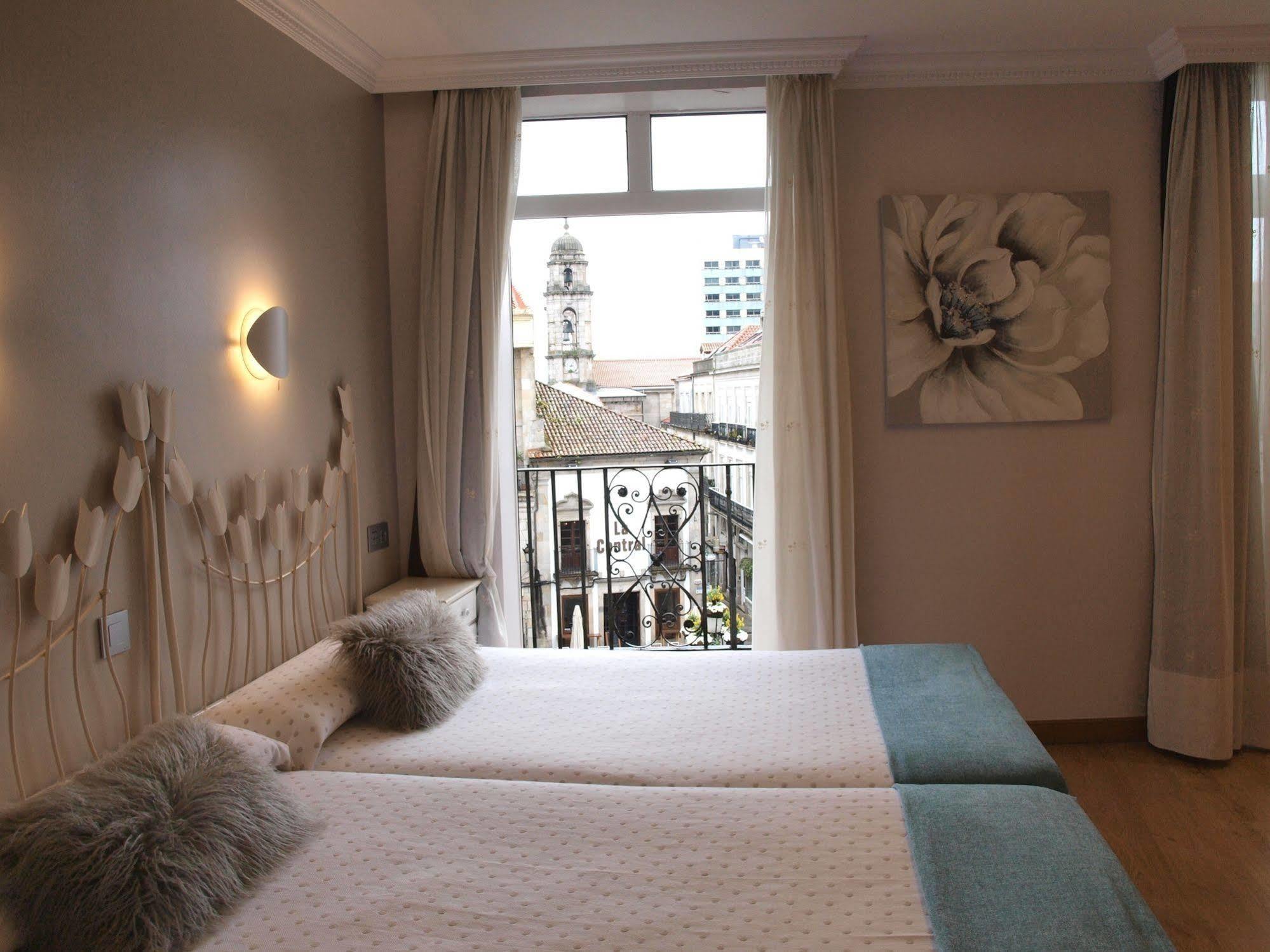 Hotel Alda Puerta Del Sol Vigo Dış mekan fotoğraf